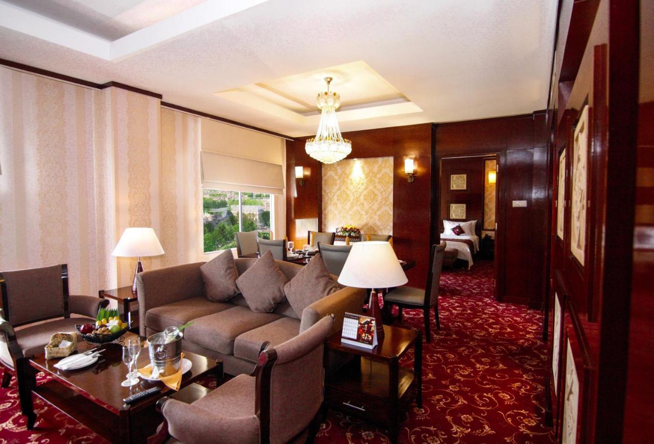 Hermes Palace Hotel Banda Aceh Eksteriør billede