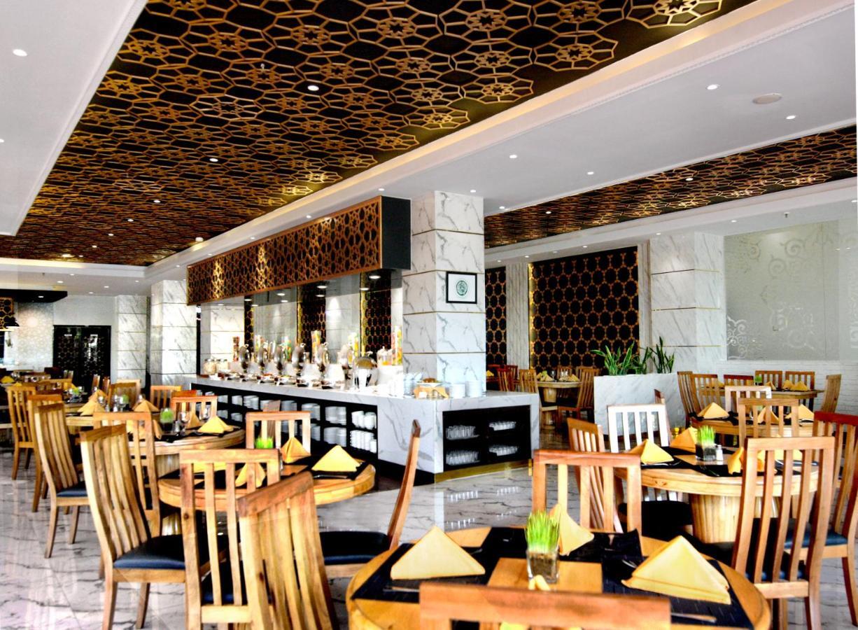 Hermes Palace Hotel Banda Aceh Eksteriør billede