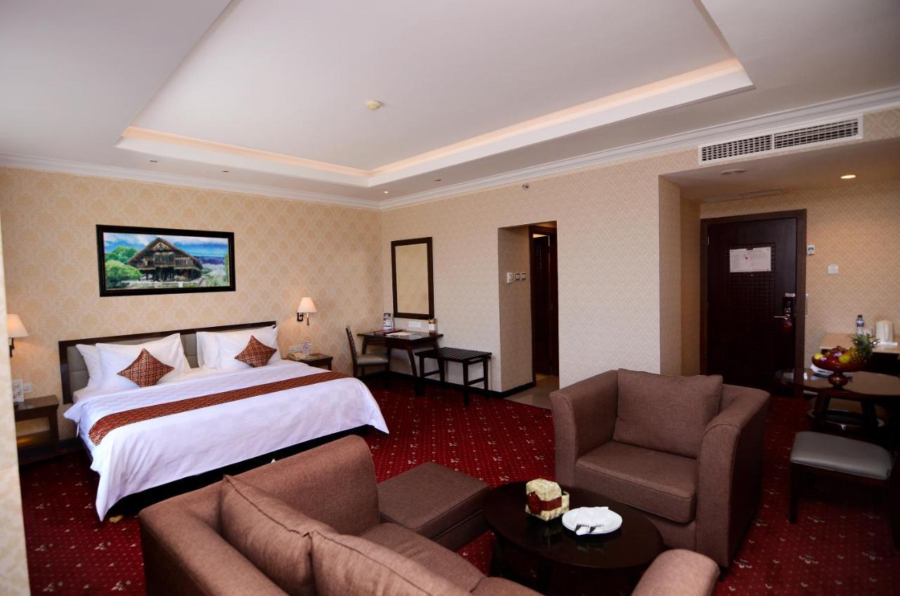 Hermes Palace Hotel Banda Aceh Eksteriør billede